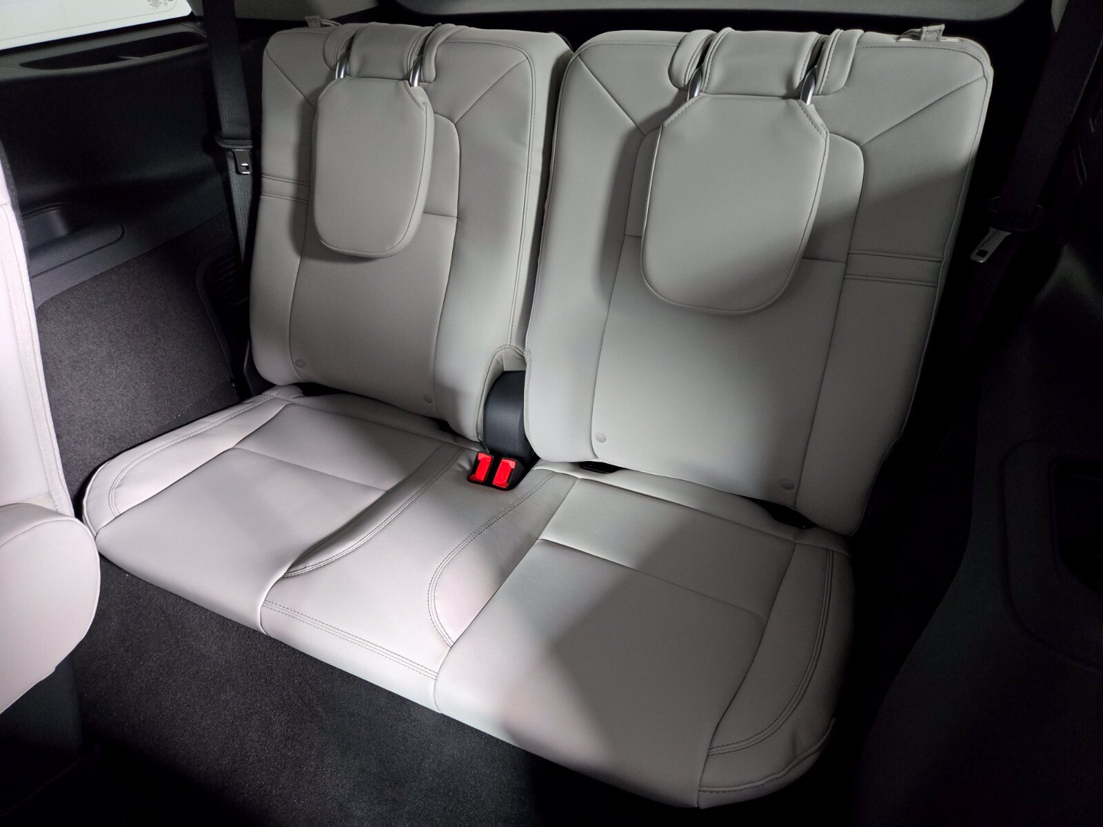 New 2027 Lincoln Aviator 2WD image 15