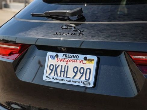 Used 2024 Jaguar F-PACE R-Dynamic S image 8