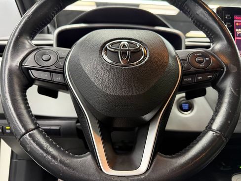 Used 2019 Toyota Corolla XSE FWD image 22