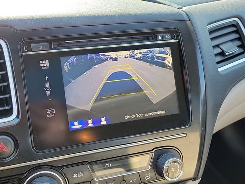 Used 2015 Honda Civic Hybrid Sedan image 26