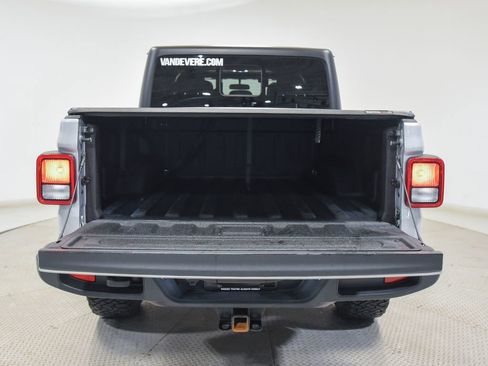 Used 2022 Jeep Gladiator Sport AWD/4WD image 10