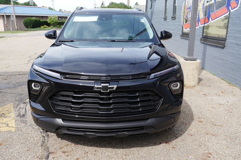 Used 2023 Chevrolet TrailBlazer LT w/ Convenience Package FWD image 35