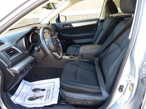 Used 2018 Subaru Outback 2.5i Premium AWD/4WD image 19