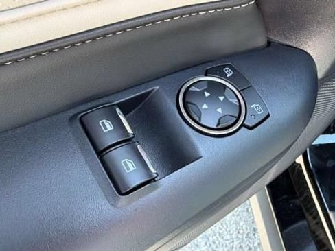 Used 2025 Ford Mustang GT Premium RWD image 25