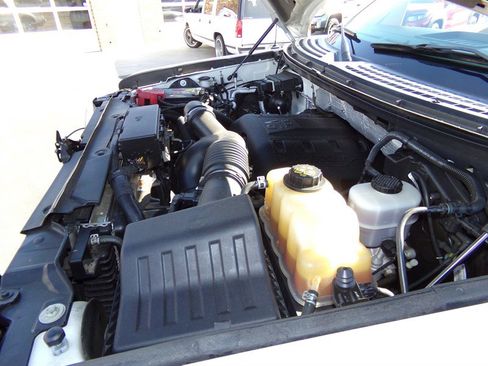 Used 2011 Ford F150 Lariat w/ Lariat Chrome Pkg image 83