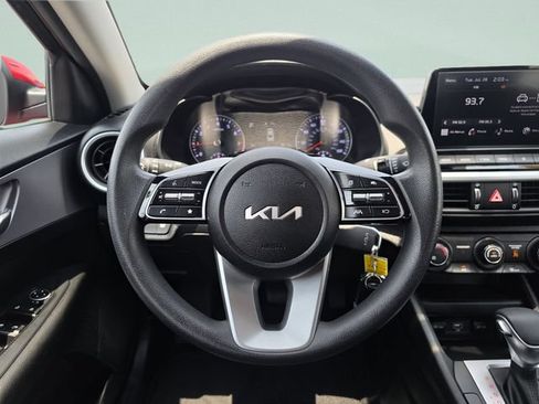 Certified 2023 Kia Forte LXS w/ LXS Technology Package FWD image 23