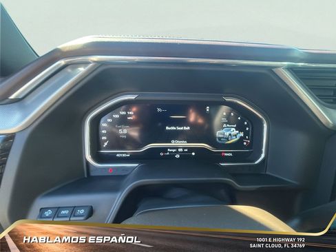 Used 2024 GMC Sierra 2500 Denali w/ Denali Reserve Package image 18