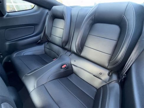 Used 2022 Ford Mustang Shelby GT500 w/ Technology Package image 14