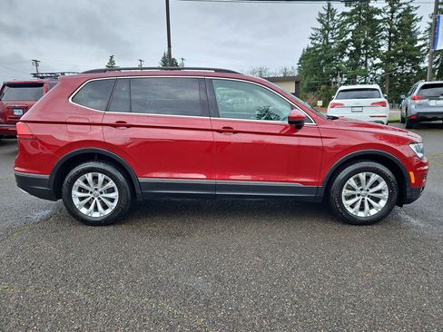 Used 2018 Volkswagen Tiguan SE image 6