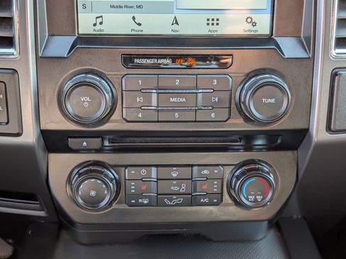 Used 2016 Ford F150 XLT w/ Equipment Group 302A Luxury image 25