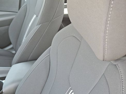 New 2026 Hyundai Elantra Hybrid FWD image 24