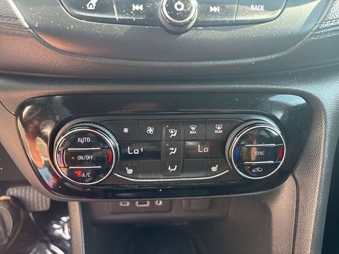 Used 2022 Buick Encore GX Essence w/ Advanced Technology Package AWD/4WD image 24