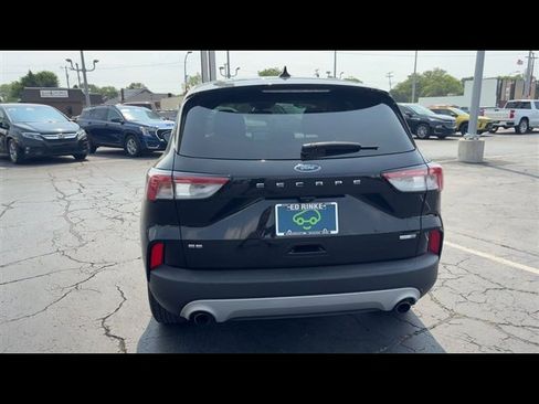 Used 2020 Ford Escape SE image 7