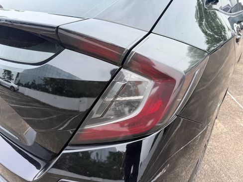 Used 2019 Honda Civic EX image 14