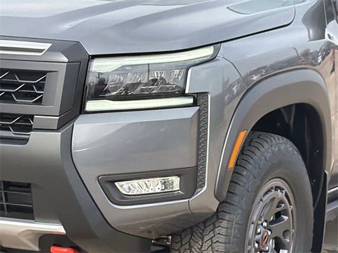 New 2026 Nissan Frontier PRO-4X w/ Tow Package image 4