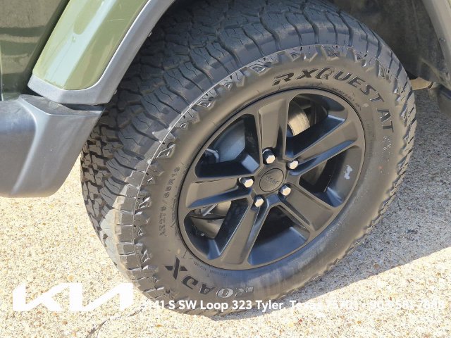 Used 2021 Jeep Wrangler Unlimited Sahara AWD/4WD image 7
