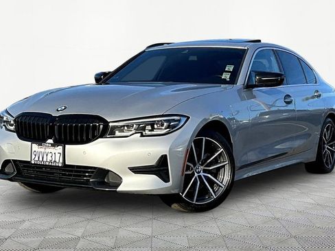 Used 2019 BMW 330i Sedan w/ Convenience Package image 3