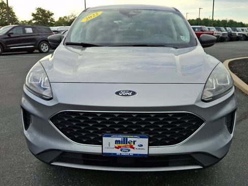 Certified 2022 Ford Escape SE AWD/4WD image 2