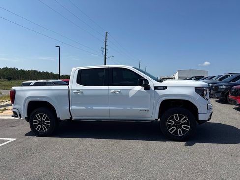 Used 2024 GMC Sierra 1500 AT4 w/ Technology Package AWD/4WD image 1
