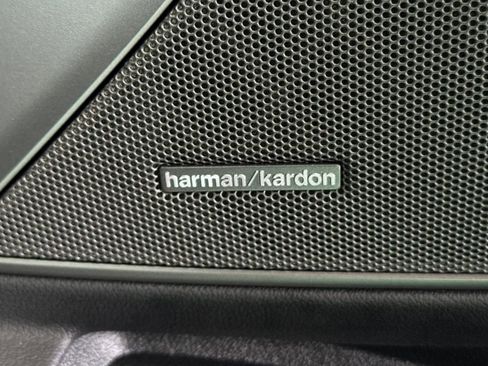 Used 2024 BMW M3 CS image 19