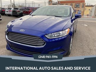 Used 2016 Ford Fusion SE video 1