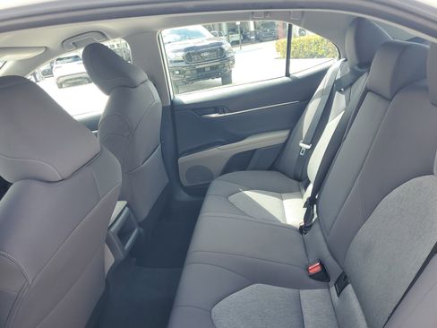 Used 2023 Toyota Camry LE FWD image 11