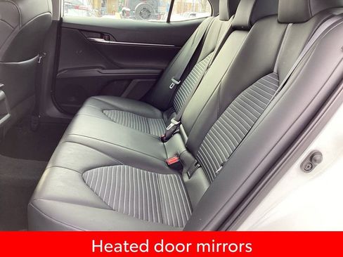 Used 2024 Toyota Camry SE image 12
