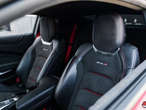 Used 2018 Chevrolet Camaro ZL1 RWD image 18