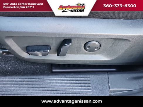 Used 2024 Nissan Rogue SV image 10