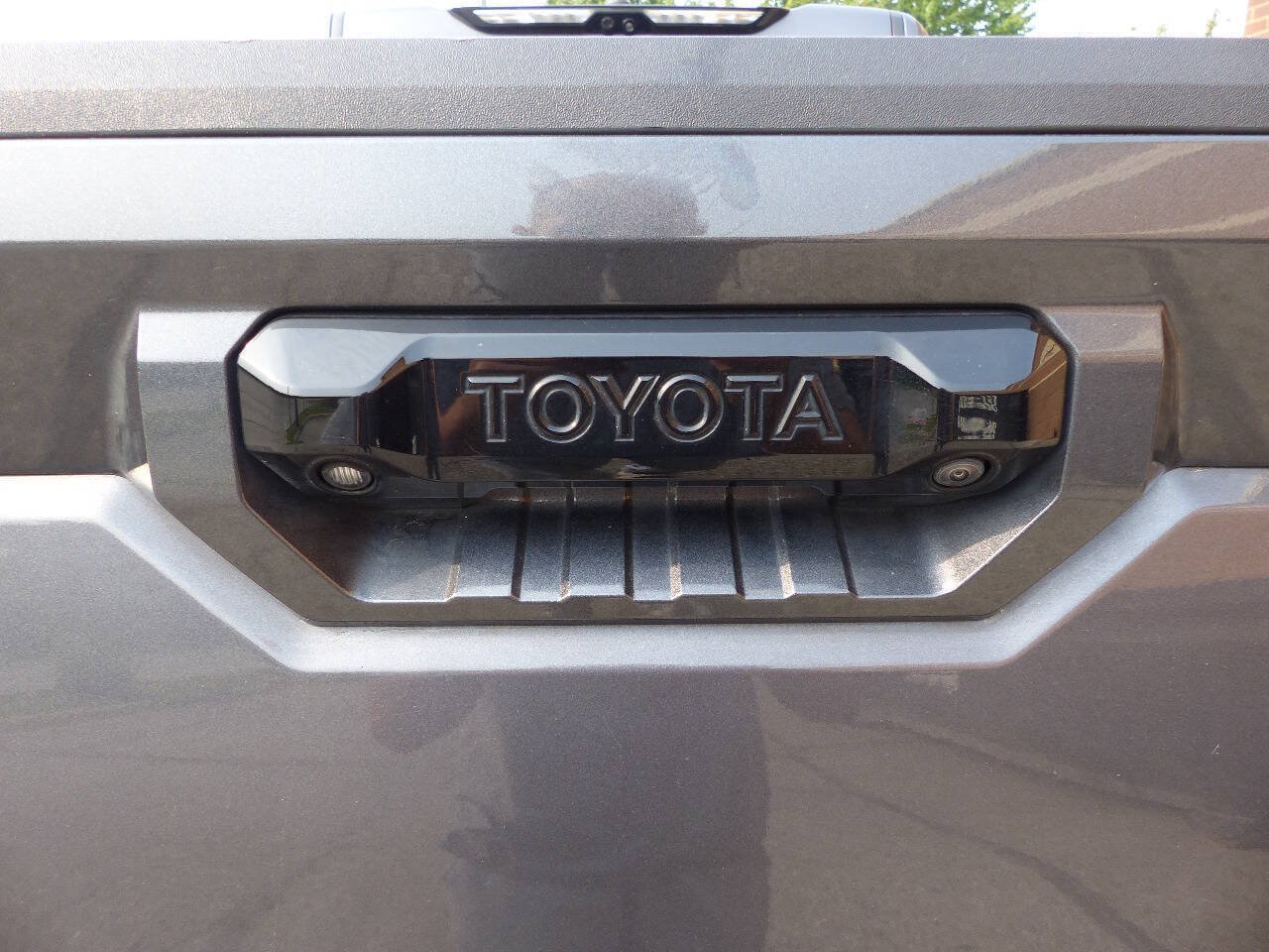 Used 2024 Toyota Tundra Limited w/ TRD Off-Road Package AWD/4WD image 10