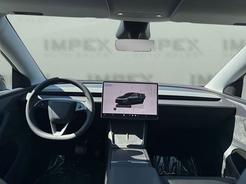 Used 2026 Tesla Model Y Long Range RWD image 14