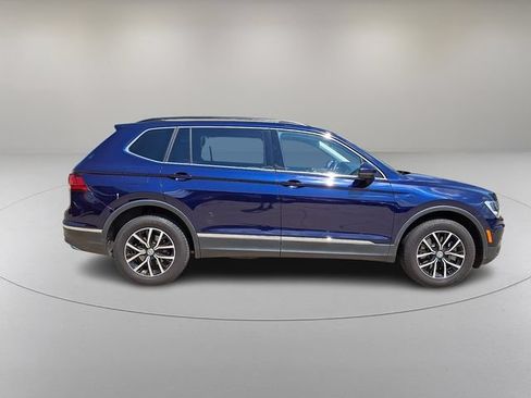 Used 2021 Volkswagen Tiguan SE w/ Panoramic Sunroof Package AWD/4WD image 12