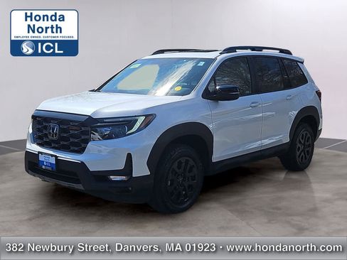 Certified 2023 Honda Passport TrailSport image 1