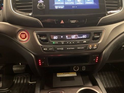 Certified 2022 Honda Pilot Special Edition image 12