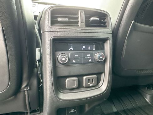 Certified 2019 Buick Envision Premium w/ Driver Confidence Package image 22