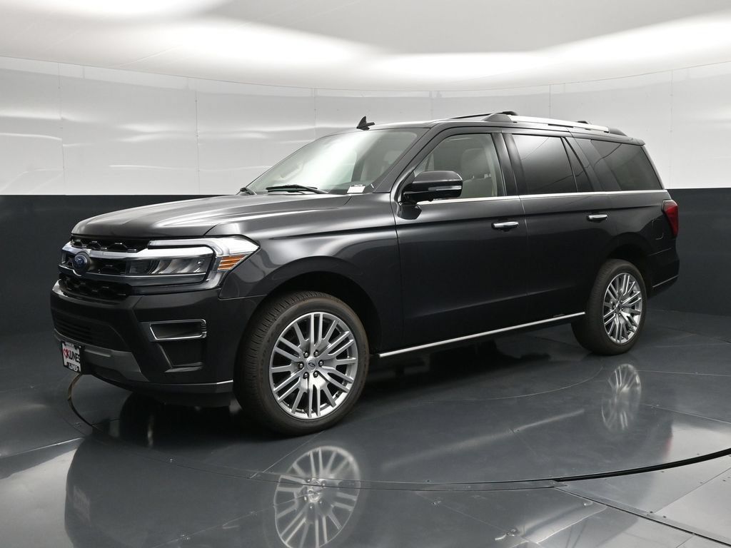 Used 2024 Ford Expedition Limited AWD/4WD image 8