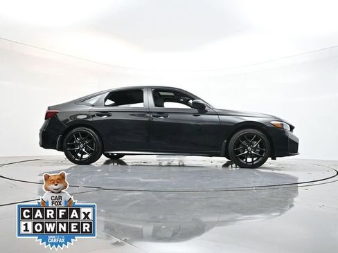 Used 2025 Honda Civic Sport image 33