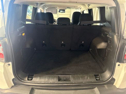 Used 2023 Jeep Renegade Trailhawk AWD/4WD image 18