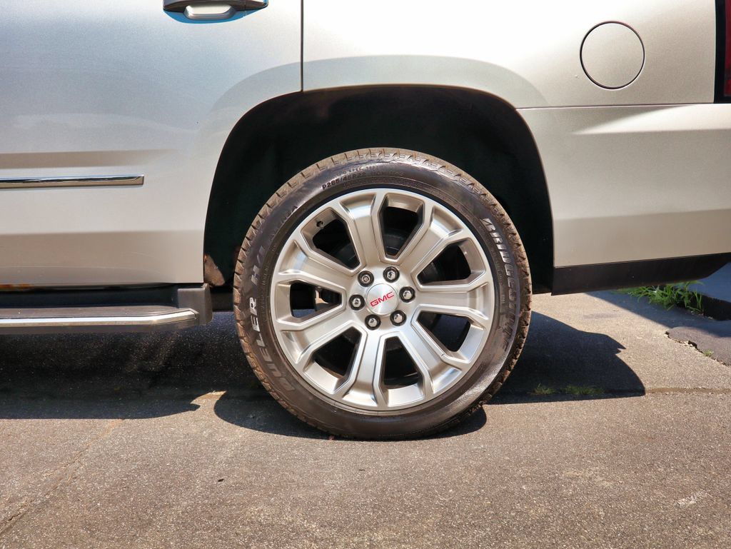 Used 2019 GMC Yukon Denali w/ Open Road Package AWD/4WD image 77