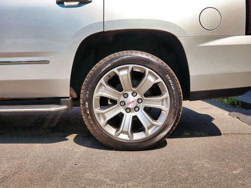 Used 2019 GMC Yukon Denali w/ Open Road Package AWD/4WD image 77