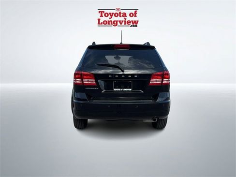 Used 2020 Dodge Journey SE image 6