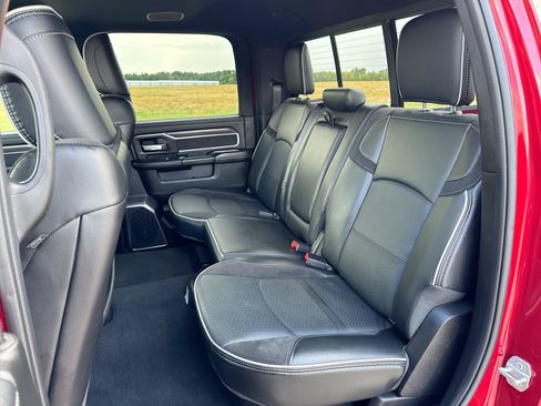 Used 2026 RAM 2500 Laramie AWD/4WD image 22