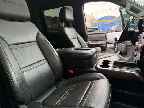 Used 2020 GMC Sierra 2500 Denali w/ Denali Ultimate Package image 21