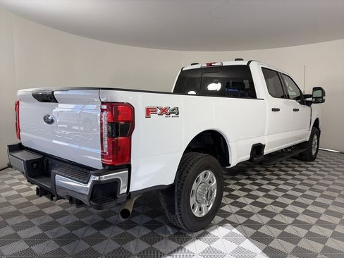 Certified 2023 Ford F350 XLT w/ 360-Degree Camera Package image 7