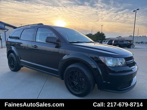 Used 2019 Dodge Journey SE image 26