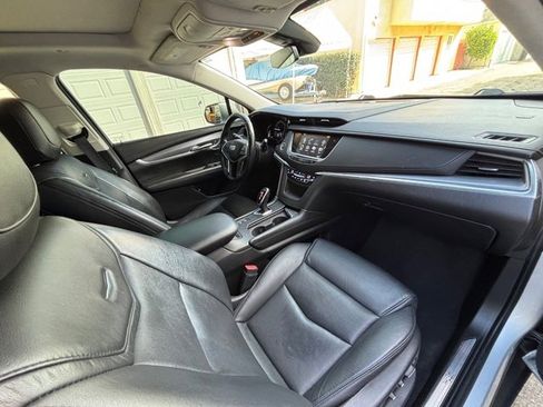 Used 2019 Cadillac XT5 Premium Luxury image 42