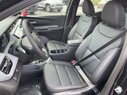 New 2027 Chevrolet Bolt RS w/ Technology Package FWD image 11