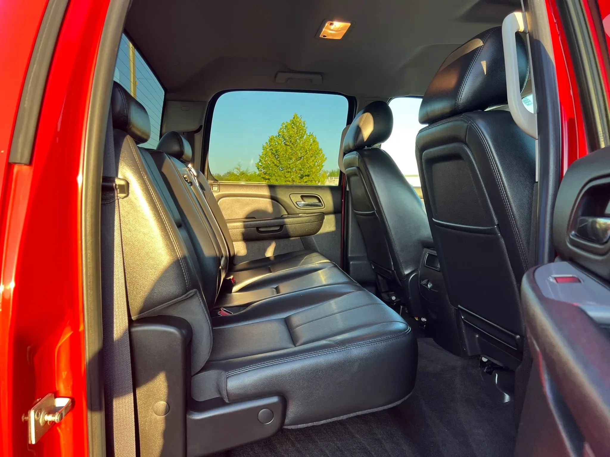 Used 2014 Chevrolet Silverado 3500 LTZ w/ LTZ Plus Package AWD/4WD image 20