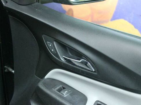 Used 2018 Chevrolet Equinox LT AWD/4WD image 10