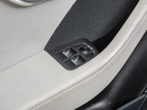 Used 2020 Jaguar F-TYPE Coupe image 37